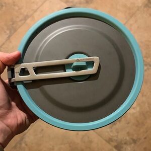 Sea to summit Frontier Ultralight Collapsible Pouring Pot - 2.2 Liters like new